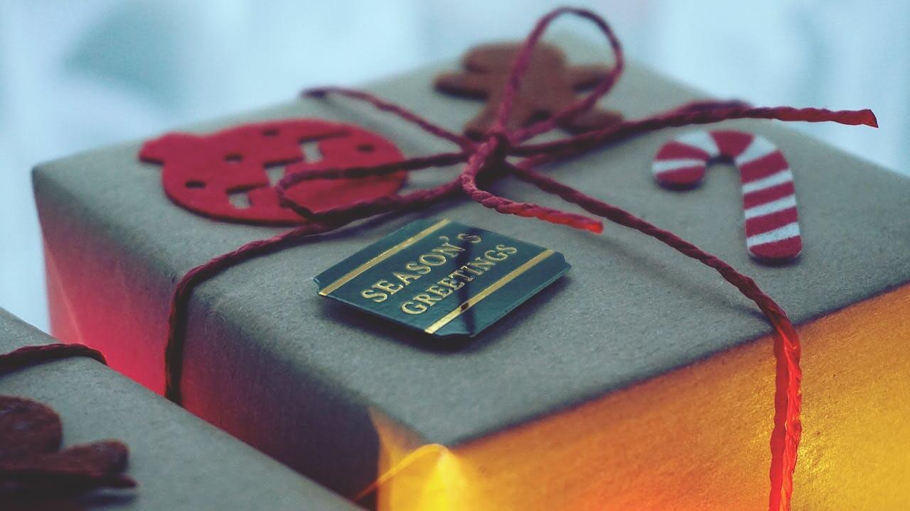 30 Must-Have Fashion and Beauty Gifts to Suit Every Budget
